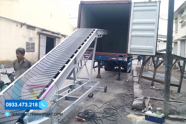 Băng tải cao su gân V