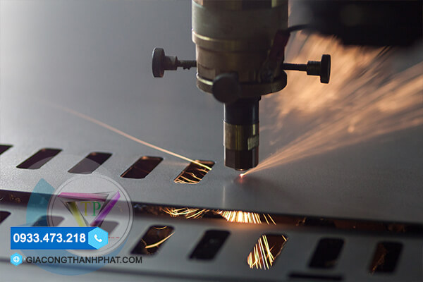 Giá cắt laser nhôm bao nhiêu tiền