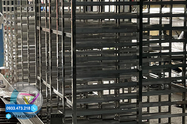Quy trình gia công khung kệ inox theo bản vẽ