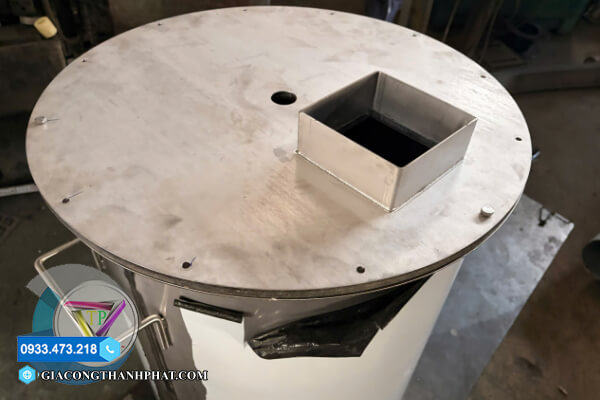 gia công xô inox theo yêu cầu