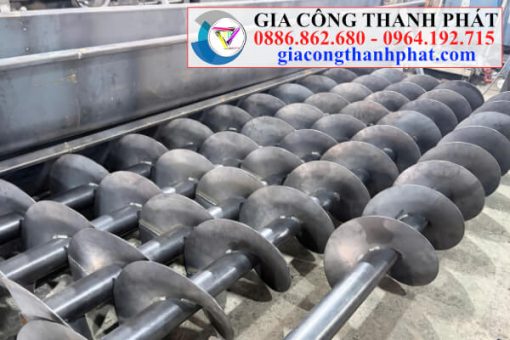 Chế tạo vít tải