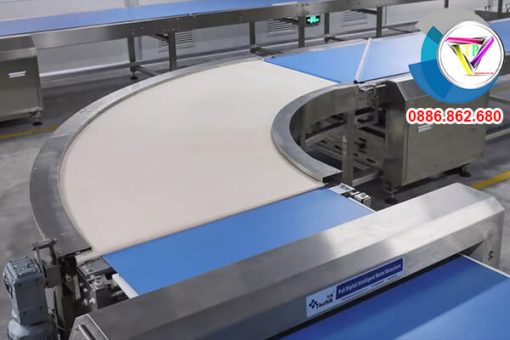 Băng tải cong 90 độ